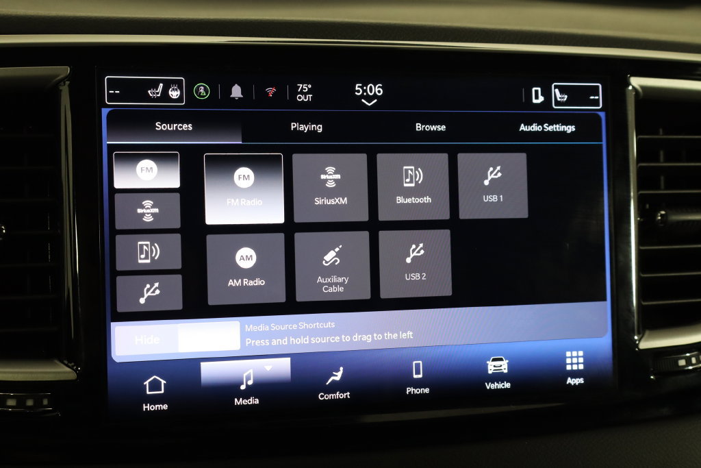 Used 2025 Chrysler Pacifica Select FWD image 30