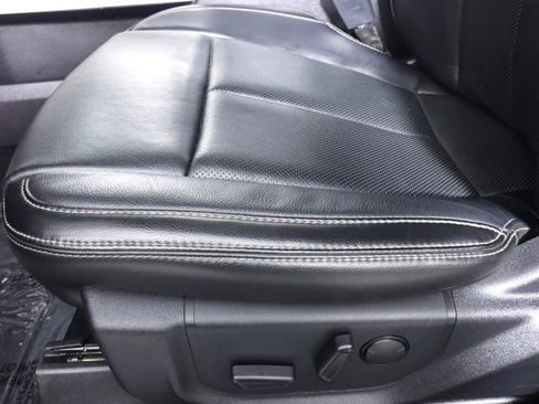 Used 2019 Ford F150 Lariat w/ Equipment Group 502A Luxury image 40