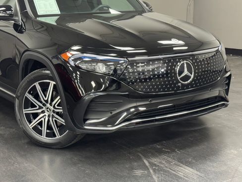 Certified 2025 Mercedes-Benz EQB 250+ image 3
