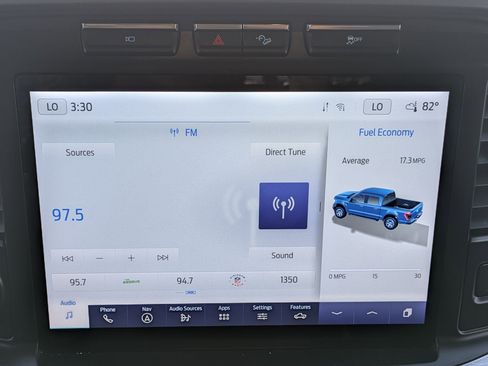 Used 2023 Ford F150 Lariat w/ Trailer Tow Package image 23