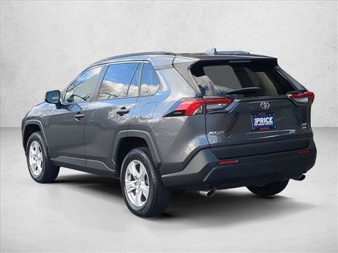 Used 2020 Toyota RAV4 XLE image 8