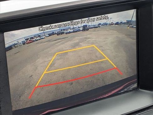 Used 2020 Kia Sorento LX image 13