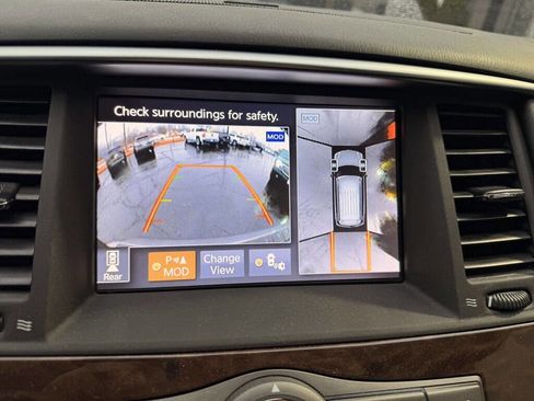 Used 2018 Nissan Armada Platinum image 26