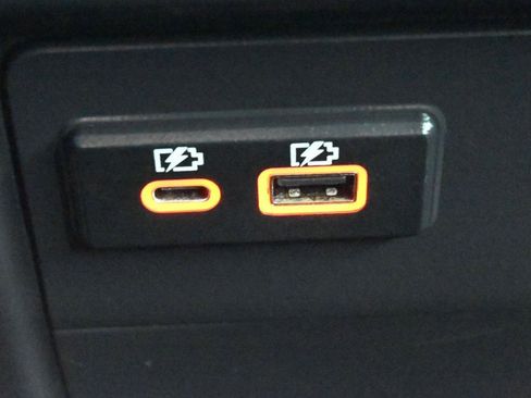 Used 2020 Nissan Pathfinder S image 17