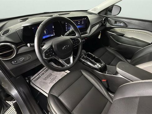 Certified 2024 Chevrolet Trax ACTIV image 18