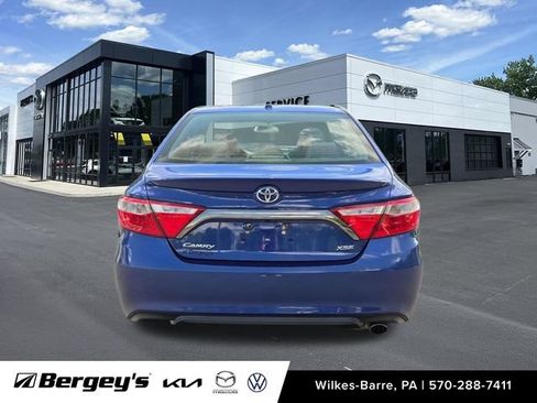 Used 2016 Toyota Camry XSE w/ Moonroof Package FWD image 10
