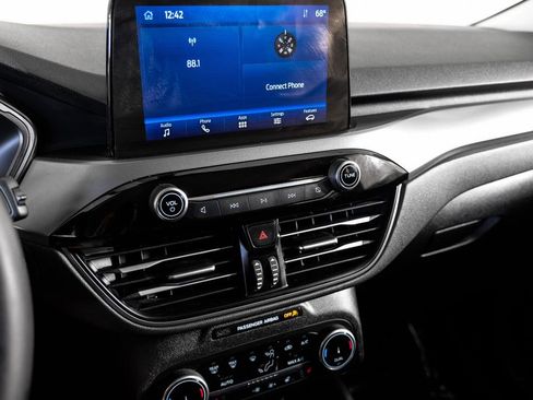 Used 2024 Ford Escape Active w/ Cold Weather Package image 22