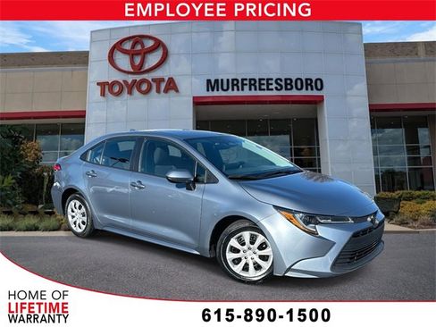 Used 2023 Toyota Corolla LE image 1