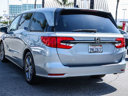 Certified 2024 Honda Odyssey EX image 4