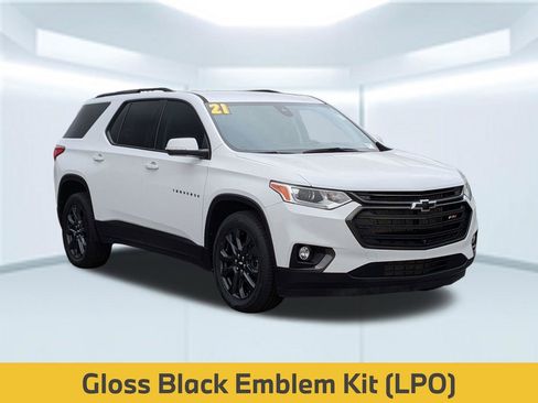 Used 2021 Chevrolet Traverse RS w/ LPO, Floor Liner Package image 9