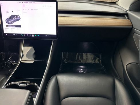 Used 2018 Tesla Model 3 Mid Range image 28