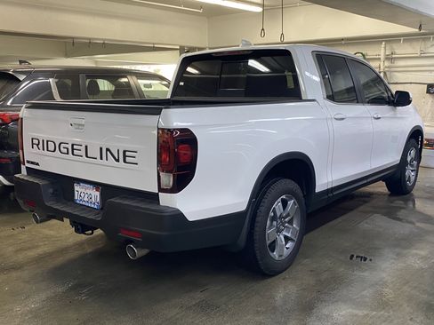 Used 2025 Honda Ridgeline RTL image 3