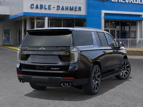 New 2026 Chevrolet Suburban RST w/ RST Capability Package AWD/4WD image 4