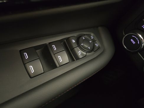 Certified 2025 Chevrolet Suburban RST w/ Comfort Package image 27