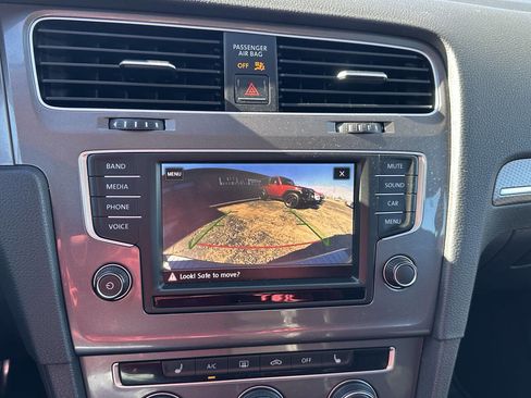 Used 2017 Volkswagen Golf Alltrack SE image 14