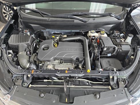 Used 2023 Chevrolet Equinox LT image 35