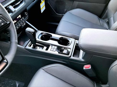 New 2026 Subaru Outback Limited image 7