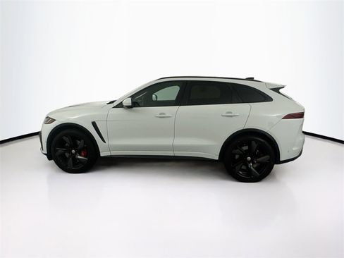 Used 2023 Jaguar F-PACE SVR image 8