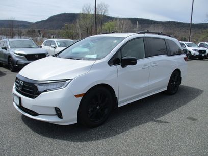 Certified 2023 Honda Odyssey Sport