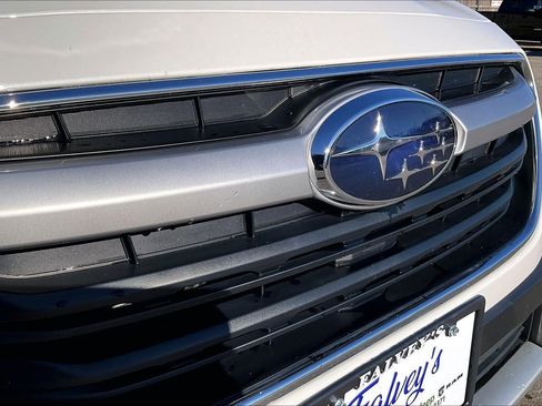 Used 2020 Subaru Outback Limited image 25