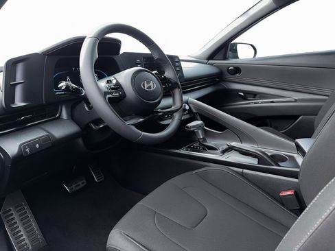 New 2026 Hyundai Elantra Sport FWD image 14