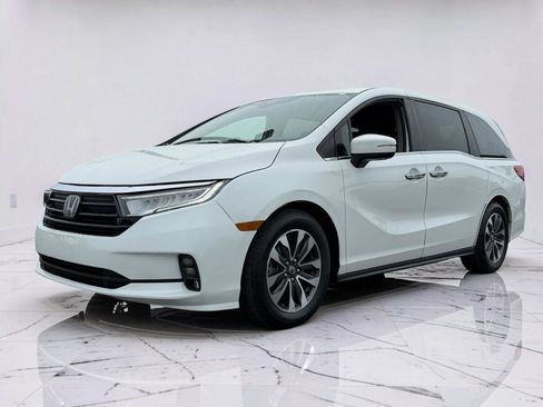 Used 2022 Honda Odyssey EX-L image 2