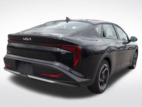 Certified 2025 Kia K4 EX image 10