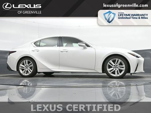 Used 2023 Lexus IS 300 w/ Comfort Package RWD image 33