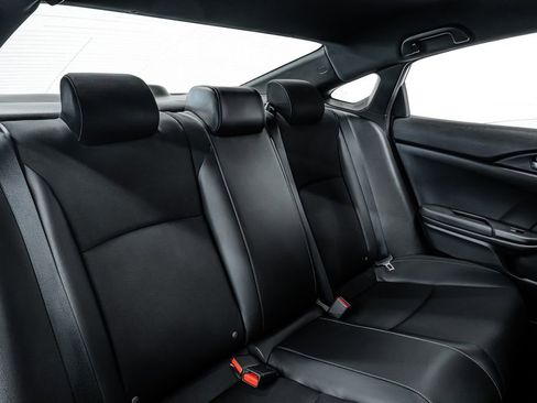 Used 2019 Honda Civic Sport image 22