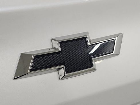 Used 2025 Chevrolet Blazer EV RS AWD/4WD image 28