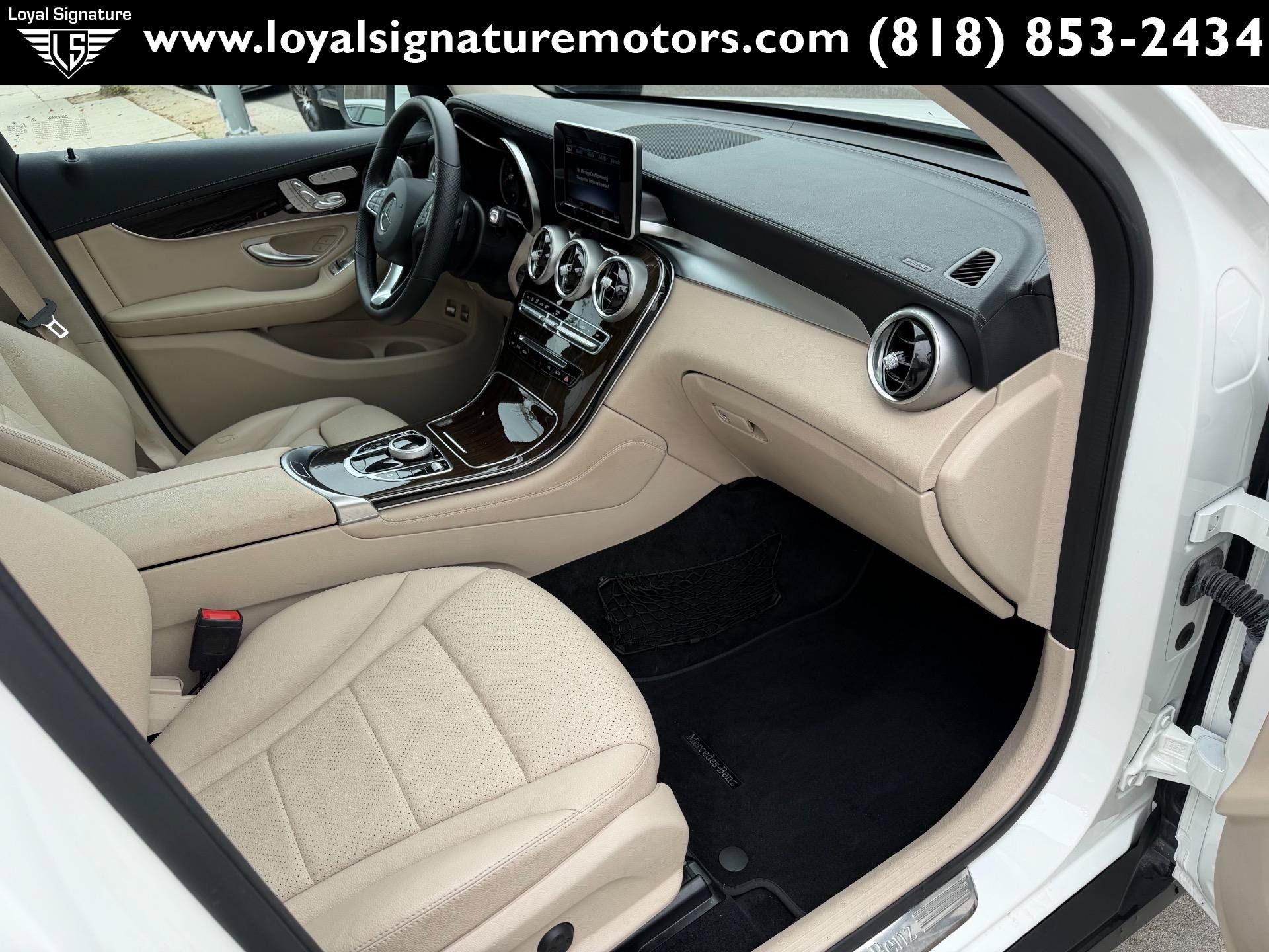 Used 2019 Mercedes-Benz GLC 350e 4MATIC image 34
