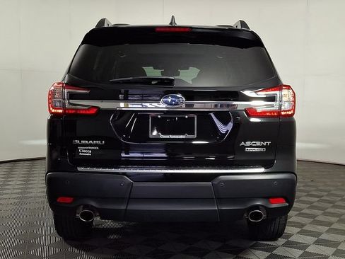 Used 2024 Subaru Ascent Touring AWD/4WD image 8