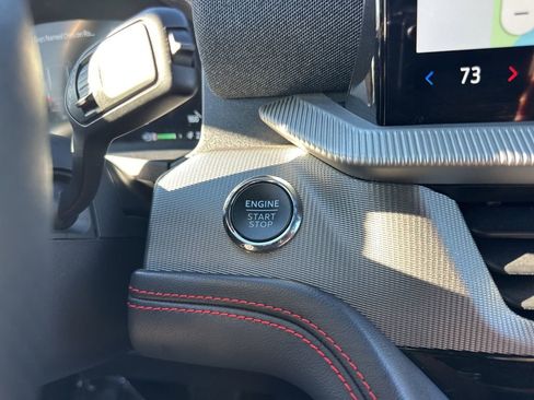 Used 2025 Ford Explorer ST-Line w/ ST-Line Street Pack image 23