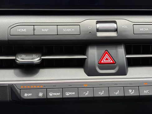 New 2026 Kia K4 FWD image 24