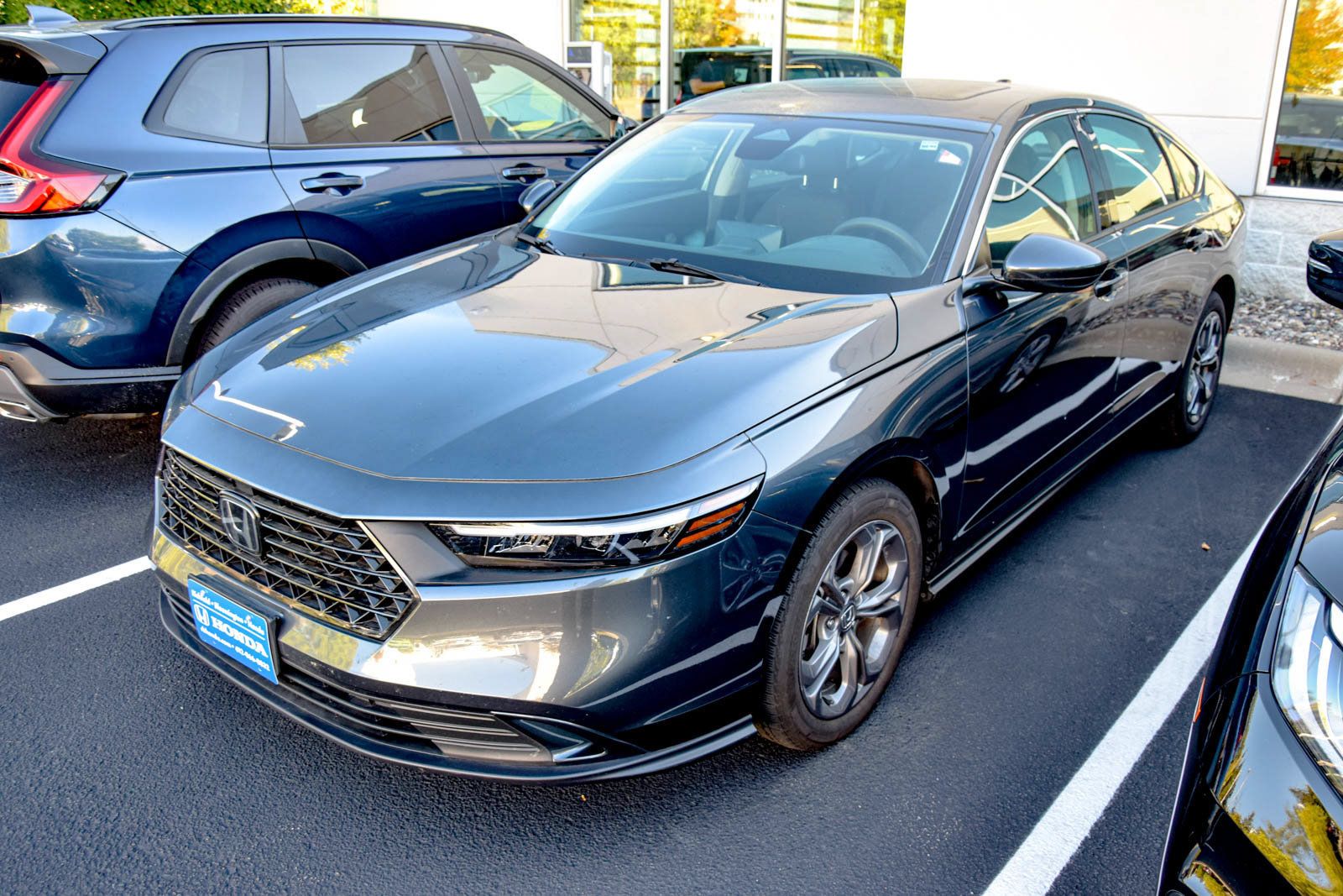 Used 2023 Honda Accord EX image 1