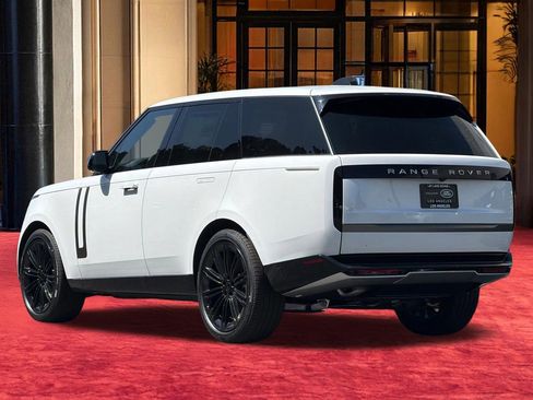 New 2026 Land Rover Range Rover SE AWD/4WD image 3
