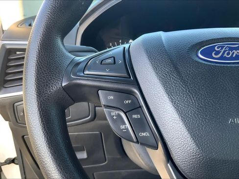 Used 2016 Ford Edge SE FWD image 24
