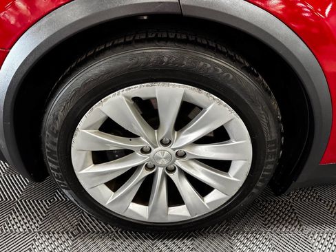 Used 2017 Tesla Model X 75D image 17