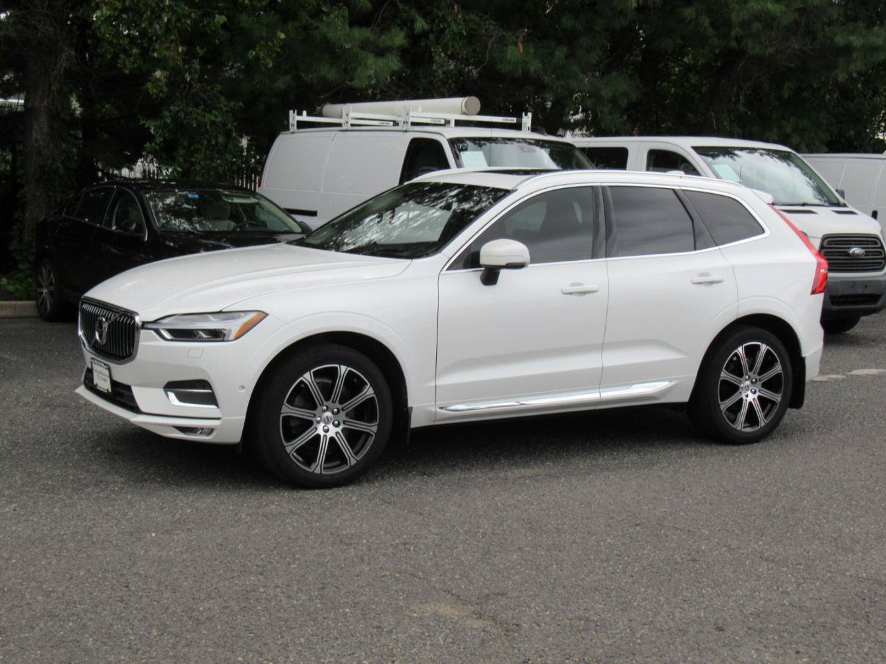 Used 2018 Volvo XC60 T6 Inscription w/ Convenience Package AWD/4WD image 2