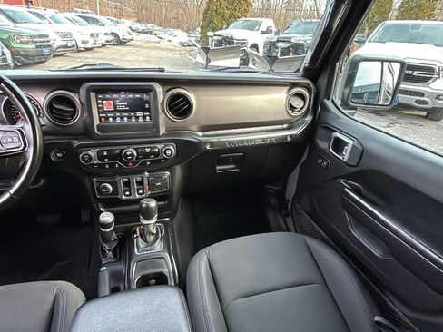 Used 2020 Jeep Wrangler Sport image 27