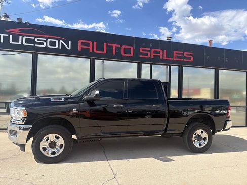Used 2020 RAM 2500 Tradesman AWD/4WD image 3