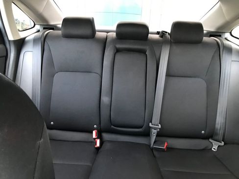 Certified 2024 Honda Civic EX image 9