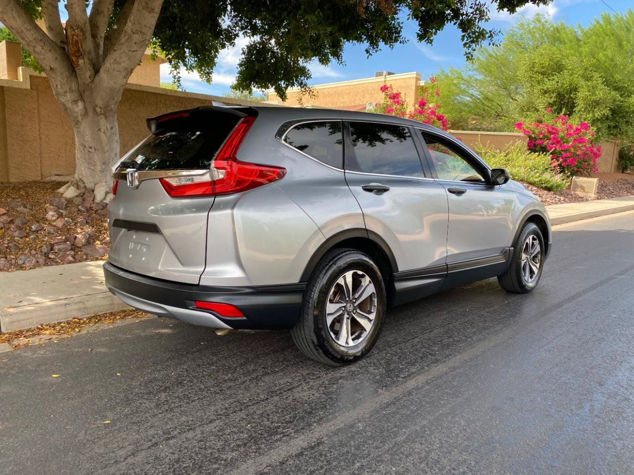 Used 2018 Honda CR-V LX image 9