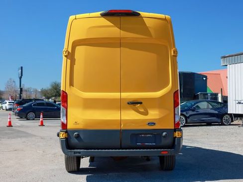 Used 2018 Ford Transit 250 148 High Roof image 12