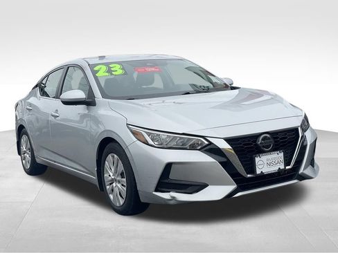 Certified 2023 Nissan Sentra S FWD image 3