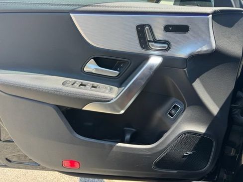 Used 2020 Mercedes-Benz CLA 250 4MATIC image 14