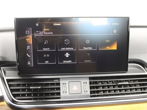 Used 2023 Audi Q5 2.0T Premium AWD/4WD image 25