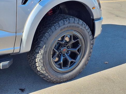 Used 2024 Ford F150 XLT w/ Equipment Group 303A High image 28