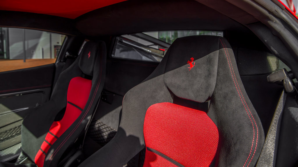 Used 2014 Ferrari 458 Speciale Coupe RWD image 12
