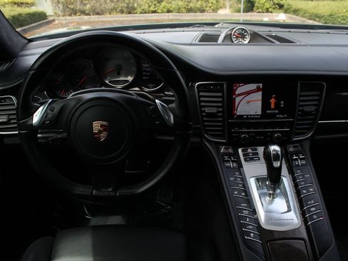 Used 2013 Porsche Panamera GTS image 23